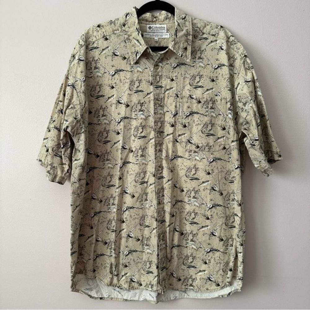 Columbia XXL Button Down Shirt Tan Short Sleeve Fishing Rod Reel Trout Print